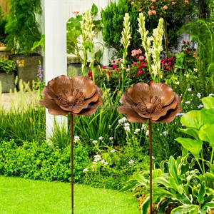 Grands piquets décoratifs en métal pour jardin, art de la pelouse, supports de plantes robustes en fer pour l'aménagement extérieur - Product Image 1