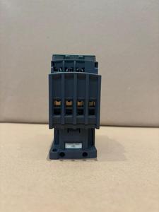 Contactor Schneider TeSys D Control LC1DT32M7 4P (4 NO) AC 1 440V 32A 220V AC 50/60Hz Bobina de Cuatro Fases Jakarta Raya - Product Image 6