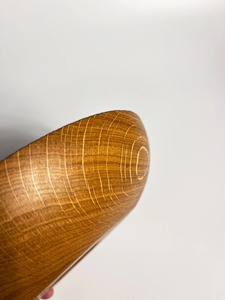 Plateau en bois de style professionnel, idéal pour servir les currys et les sauces, et pour une présentation élégante des aliments. Vaisselle durable en provenance d'Inde. - Product Image 3