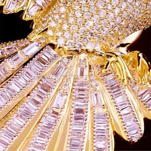 Meilleure vente RB Gems Pendentif tête de lion roi de la jungle en argent sterling 925 pavé de moissanite transparente en or 14 carats PEN3STR Top - Product Image 1