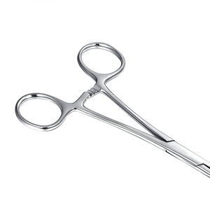 Pince à piercing manuelle Backhaus de haute qualité en acier métallique à fente pour le corps et les oreilles - Product Image 5