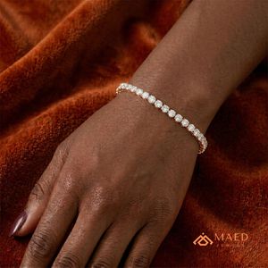 สร้อยข้อมือเทนนิสโมอิสซาไนต์สำหรับผู้หญิง สีโรสโกลด์ ดีไซน์โซ่เส้นเล็ก ประดับด้วยหินทรงกลม เครื่องประดับแฟชั่นสุดหรู ของขวัญสุดเก๋ - Product Image 5
