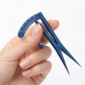 OPTITECH HEALTHCARE Jauge d'angle chirurgicale manuelle autobloquante en acier inoxydable, certifiée ISO Classe I, 20 mm, ensemble d'instruments pour les yeux - Product Image 3