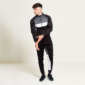 Ensemble de vêtements de sport pour hommes avec logo personnalisé, vêtements de football de haute qualité, maillot de football à fermeture éclair intégrale, survêtement d'entraînement de football - Product Image 1