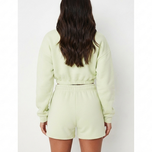 Conjunto de 2 piezas de pantalones cortos de forro polar para mujer, top corto verde claro con cremallera y logotipo bordado, conjunto informal holgado para primavera y verano - Product Image 5