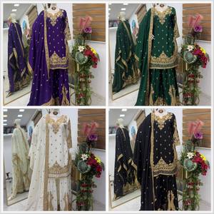 Ensemble de robe de mariée indienne et pakistanaise traditionnelle brodée violette pour femme, coupe ample, longueur ras du sol, en polyester, tenue ethnique - Product Image 2
