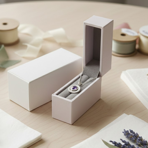 Caja de Embalaje Rígida y Sostenible para Joyería con Cierre Magnético, Acabado Mate e Inserto de Esponja |   Caja de Regalo Ecológica de Papel Kraft - Product Image 3