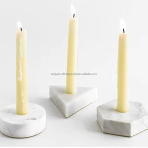 เชิงเทียนปริซึม Aura ที่วางเทียนหินอ่อนรูปทรงเรขาคณิตทำด้วยมือทันสมัยสำหรับการตกแต่งภายในและตกแต่งโต๊ะอย่างมีสไตล์ - Product Image 2