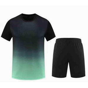 Uniforme de Fútbol Personalizado al por Mayor, Conjunto de Camiseta y Pantalones Cortos Sublimados con Nombre, Número y Logotipo Personalizados - Product Image 3