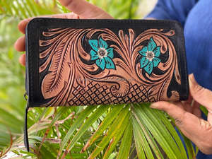 Porte-monnaie sculpté à la main pochette étui de téléphone élégant multi-usages portefeuille en cuir véritable occidental portefeuille à fleurs turquoise pour femmes - Product Image 3