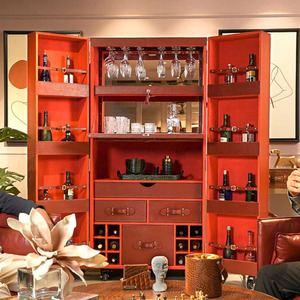 Mueble Bar de Cuero Hecho a Mano de Diseño de Lujo, Mueble de Almacenamiento Moderno, Armario Bar de 2 Puertas, Almacenamiento de Alta Calidad - Product Image 1
