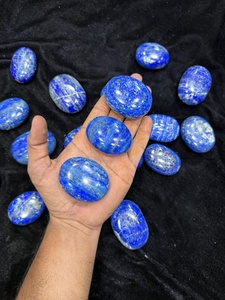 Pierre de méditation en lapis-lazuli naturel, polie à la main, cristal bleu, pierre de guérison pour la méditation, le Reiki, la décoration de la maison, cadeau - Product Image 1