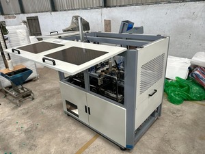 Machine de soufflage par injection PET Aim Technologies avec moteur PLC et engrenages - Haute productivité automatique - Product Image 2