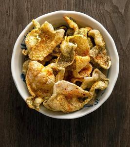 Chips de Piel de Pescado 100% Naturales de Alta Calidad y Snack Crujiente de Queso, Huevo y Mariscos Salados - Product Image 6