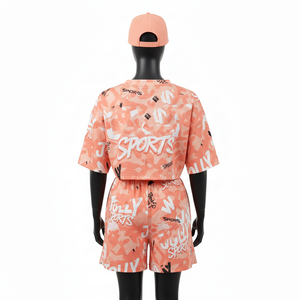 ชุดเซ็ตเสื้อครอปและกางเกงขาสั้นสำหรับผู้หญิง ผ้าโพลีเอสเตอร์ผสมสแปนเด็กซ์คุณภาพพรีเมียม 180 GSM เนื้อผ้านุ่ม ระบายอากาศได้ดี พิมพ์ลายทั่วตัว รับสกรีนโลโก้ ชุดเซ็ตสำหรับผู้หญิง - Product Image 2