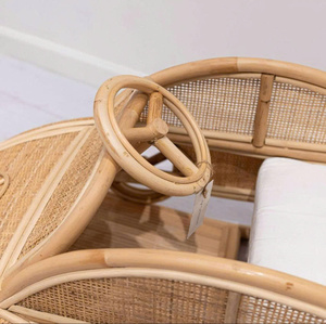 Voiture à bascule en rotin faite à la main, écologique, meubles pour bébé naturels, jouet décoratif durable, vente en gros du Vietnam - Product Image 2