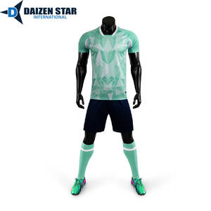 Uniforme de Fútbol Personalizado DSI, 100% Poliéster Transpirable, Manga Corta, Conjunto Deportivo para Club de Primavera - Product Image 3