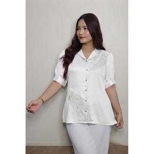 Camisa de Algodón de Corte Regular para Mujer con Acabado de Calidad Premium, Compre Directamente del Proveedor a Precio de Mayoreo - Product Image 1