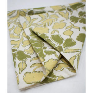 Servilleta cuadrada de lino de lujo con estampados florales finos reutilizable y ecológica para uso en interiores/exteriores - Product Image 4