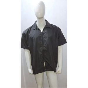 Chaqueta de Barbero Profesional Impermeable - Bata Transpirable para Estilistas de Cabello y Salones de Belleza para Hombres y Mujeres - Product Image 1