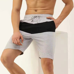 Pantalones cortos de hombre para vacaciones de verano, de precio competitivo, con corte holgado y cómodo, ideales para viajar. - Product Image 6