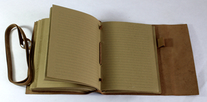 Magnifique couverture de journal de style vintage, embossée avec un motif en forme de cœur, papier premium fabriqué à la main, cuir de buffle, agenda. - Product Image 4