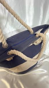 กระเป๋าโท้ทสำหรับเรือสุดหรู ดีไซน์หรูหรา ทนทาน เหมาะสำหรับไปชายหาดและทริปวันหยุดสุดสัปดาห์ - Product Image 2