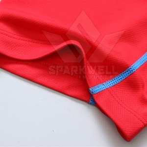 Tenue de football active en polyester respirant à séchage rapide, impression personnalisée pour l'entraînement en équipe, les matchs et l'usage quotidien - Product Image 2