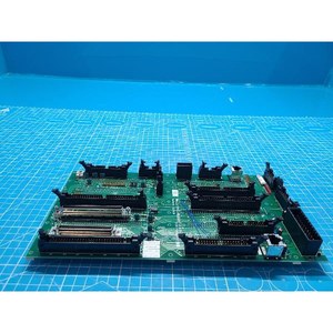 Placa de Interfaz de Control de Temperatura TEL TYB31D-1/TC 1D81-000293, Usada como Nueva, Piezas de Equipos Semiconductores Legados - Product Image 3
