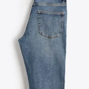 Jeans de mezclilla de alta calidad con estampado sublimado del nombre del equipo, cintura media, corte regular, informales, de algodón, azules, para otoño. - Product Image 6