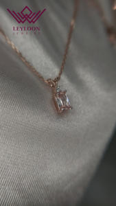 สร้อยคอสีชมพูอ่อน Ashoka Cut – โรสโกลด์ 18K สั่งทำพิเศษ - Product Image 2