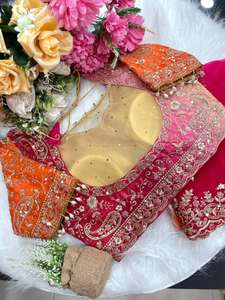 ผ้าเฟนดี้ ซาร์ติน เนื้อผ้านุ่มหรูหรา ดูมีระดับ พร้อมงานปักสวยงาม ประดับด้วยเลื่อมขนาด 3 มม.  ขอบผ้าตกแต่งอย่างหนักแน่นด้วยลายบุตติส - Product Image 6