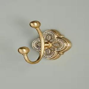 Crochets muraux en métal robuste, porte-manteau, porte-sacs, organisateur d'entrée pour rangement domestique - Product Image 1