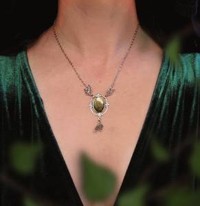 Pendentif Elven Lostariel en argent antique et labradorite, bijoux fantaisie plaqué or, serti clos vintage, fait main, cadeau de fiançailles - Product Image 4
