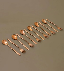 Cubiertos Metálicos de Diseño en Oro Rosa – Juego de Cuchara y Tenedor Premium para una Decoración Elegante del Hogar - Product Image 6