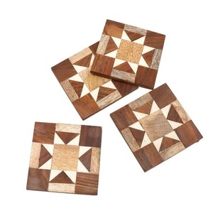Posavasos Cuadrados de Madera Ecológicos Hechos a Mano, Diseño Moderno, Acabado en Madera Natural, Antideslizantes, 10 cm de Diámetro, 12 mm de Grosor - Product Image 3