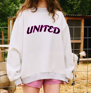 เสื้อสเวตเชิ้ตผู้หญิงคอเต่าแบบสวมหัว ผ้าฟลีซสำหรับฤดูหนาว ทรงโอเวอร์ไซส์ สวมใส่สบาย มีโลโก้ด้านหน้า สีและขนาดตามสั่ง ผลิตจากโพลีเอสเตอร์/คอตตอน - Product Image 6