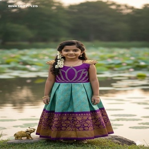 Magnifique robe ethnique pour fille en soie jacquard avec motif lotus, travail de broderie Magham et manches fantaisie, prête à porter, mode féminine - Product Image 1