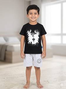 Ensemble short et t-shirt en coton confortable de qualité supérieure pour garçons, tenue assortie pour enfants, en vente - Product Image 3