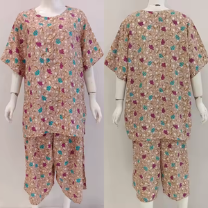 Conjunto de Pijama Casual de Verano para Mujer de Alta Calidad, Estampado Floral, Manga Corta, Pantalones Cortos, Material de Rayón, Prenda Suave Teñida - Product Image 6