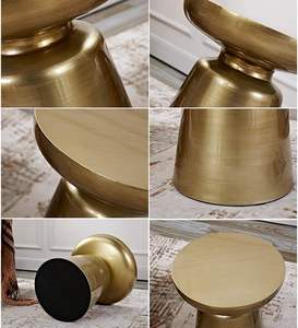 Table d'appoint métallique traditionnelle très demandée pour bureau, salon, café - Table de support durable et écologique en aluminium pour café et collations - Product Image 2