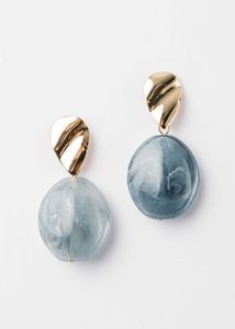 Boucles d'oreilles en résine colorées pour femmes, bijoux fantaisie faits à la main, légères et tendance pour les soirées, les mariages - Product Image 5