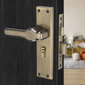 Diseño de tendencia en la industria, diseñado con precisión, esta manija metálica combina durabilidad con un estilo moderno y sofisticado. - Product Image 1