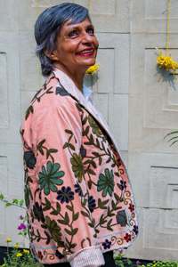Elegante Chaqueta Acolchada de Lona Ecológica con Bordado Floral Rosa Bebé para Mujer, Cuello Chal, Manga Larga, Otoño-Invierno - Product Image 2