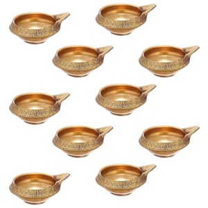 Lampe de prière traditionnelle Diya en laiton pur plaqué, art populaire, pour le culte au temple et la décoration spirituelle de la maison - Product Image 6