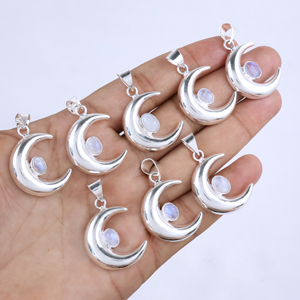 Colgante de Piedra Lunar Minimalista de Moda, Elegante Piedra Lunar Arcoíris, Joyería Plateada, Hecho a Mano, Estilo Boho, con Cristal y Engaste de Bisel - Product Image 3