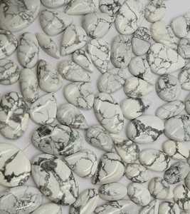 Cabochons en howlite naturelle en gros, pierres d'howlite blanches polies en vrac pour la fabrication de bijoux - Product Image 3