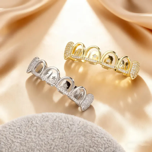 Grillz Dental de Lujo para Hombre, de Plata 925, con 6 Dientes de Moissanita, Diseño Abierto Personalizado, Joyería Bucal Estilo Hip Hop - Product Image 1
