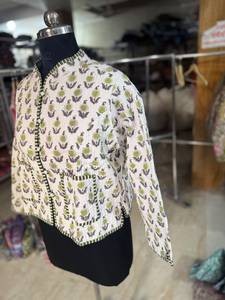 <b>Quilted</b> Cotton <b>Jacket</b> Women Floral <b>Pattern</b> Mandarin Collar Full Sleeve Autumn Regular Length Patch Pocket Woven Fabric GIFT - Product Image 3