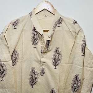 Kurta Corta de Manga Larga Beige 100% Algodón para Hombre, Máxima Comodidad |   Estampado Floral Hecho a Mano con Bloques, Estilo Artesanal Clásico - Product Image 2